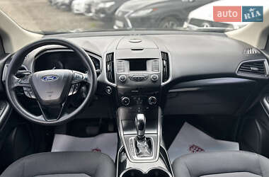 Внедорожник / Кроссовер Ford Edge 2016 в 