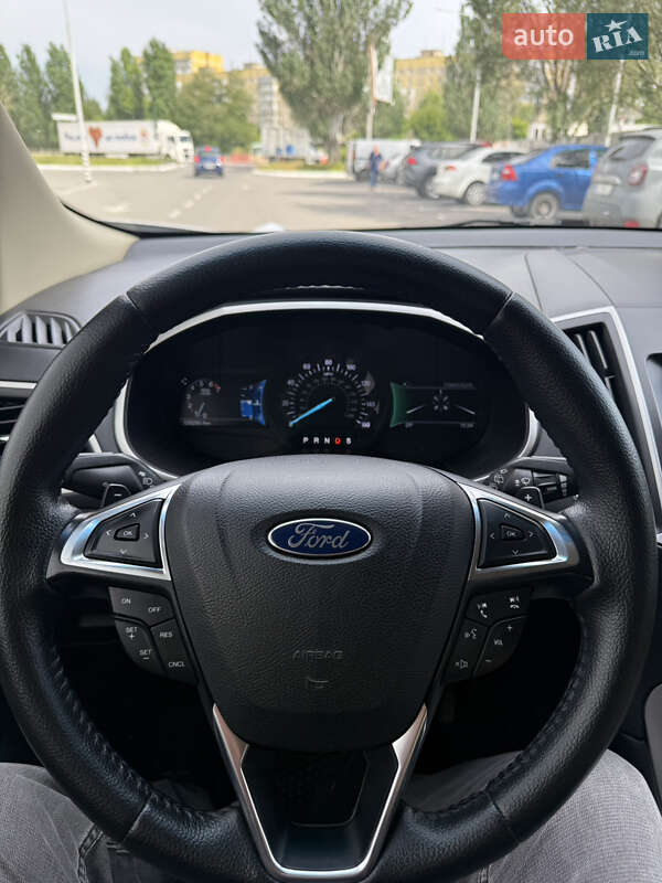 Внедорожник / Кроссовер Ford Edge 2017 в Днепре