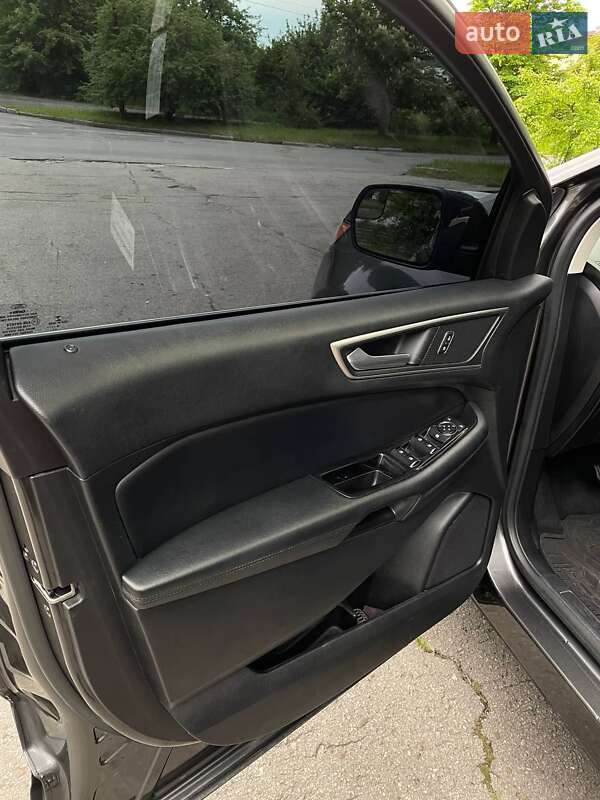 Позашляховик / Кросовер Ford Edge 2015 в Калуші