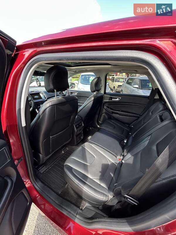 Позашляховик / Кросовер Ford Edge 2018 в Умані