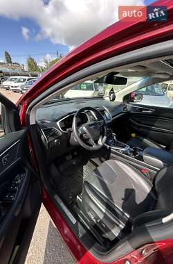 Внедорожник / Кроссовер Ford Edge 2018 в 