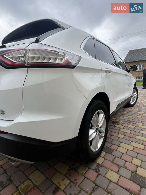 Внедорожник / Кроссовер Ford Edge 2016 в Дубно