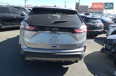 Внедорожник / Кроссовер Ford Edge 2020 в 