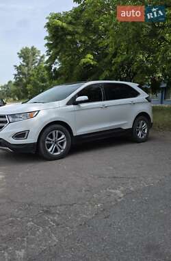 Внедорожник / Кроссовер Ford Edge 2017 в 