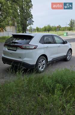 Внедорожник / Кроссовер Ford Edge 2017 в 