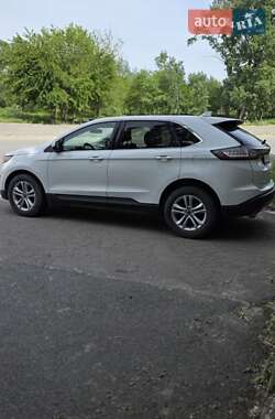 Внедорожник / Кроссовер Ford Edge 2017 в 