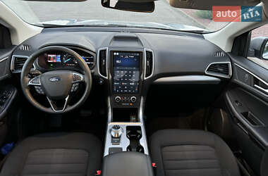 Внедорожник / Кроссовер Ford Edge 2022 в 