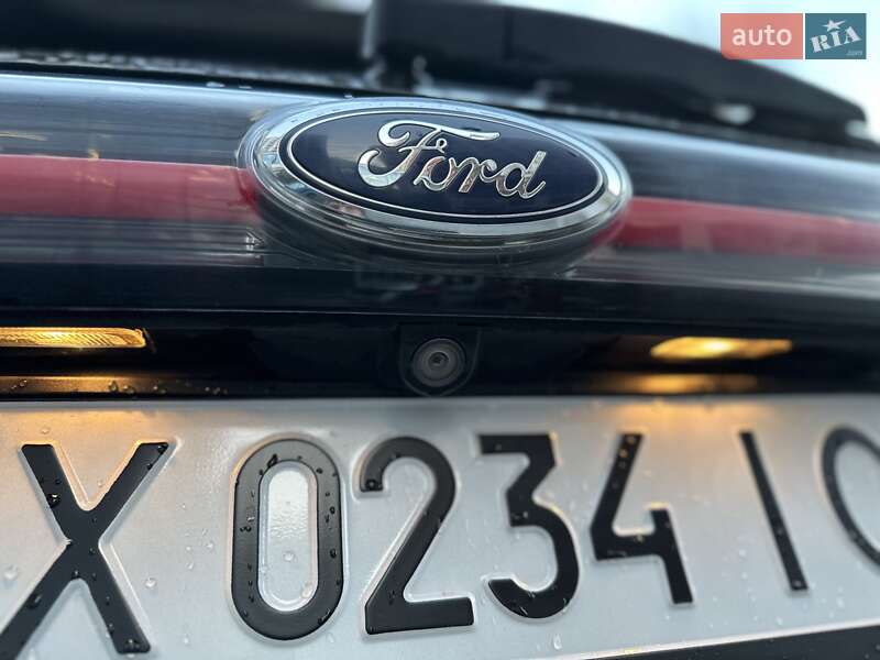 Внедорожник / Кроссовер Ford Edge 2015 в Хмельницком
