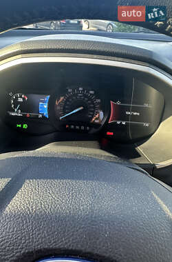 Внедорожник / Кроссовер Ford Edge 2019 в 