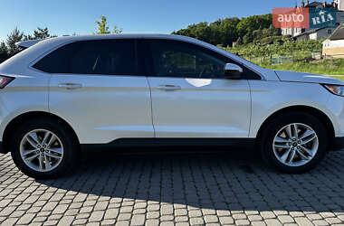 Внедорожник / Кроссовер Ford Edge 2016 в 
