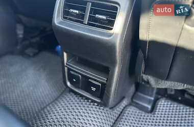 Внедорожник / Кроссовер Ford Edge 2016 в 