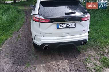 Внедорожник / Кроссовер Ford Edge 2021 в 