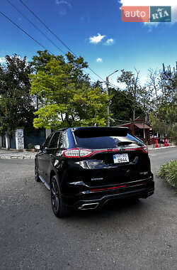 Внедорожник / Кроссовер Ford Edge 2016 в 