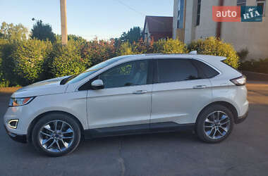 Внедорожник / Кроссовер Ford Edge 2017 в 