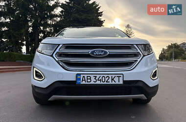 Позашляховик / Кросовер Ford Edge 2018 в 