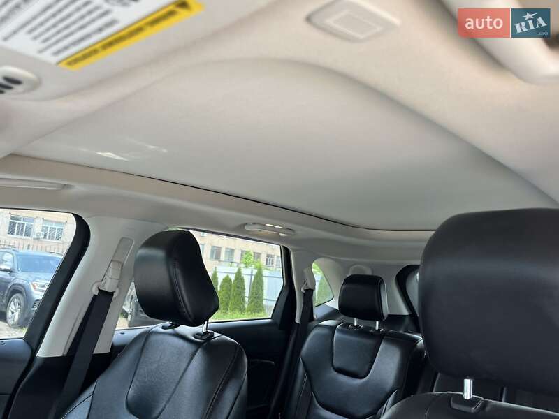 Позашляховик / Кросовер Ford Edge 2019 в Олександрії