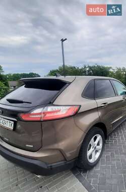 Внедорожник / Кроссовер Ford Edge 2019 в 