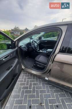 Внедорожник / Кроссовер Ford Edge 2019 в 