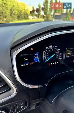 Внедорожник / Кроссовер Ford Edge 2019 в 
