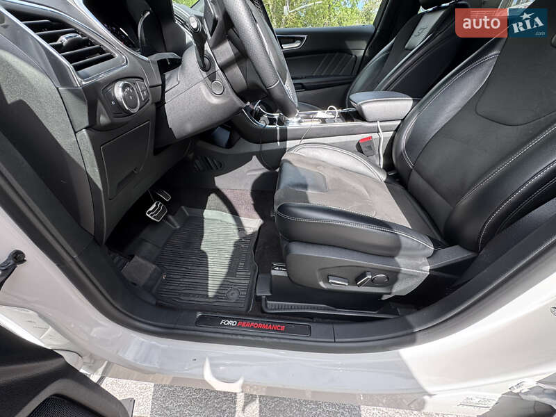 Внедорожник / Кроссовер Ford Edge 2018 в Одессе