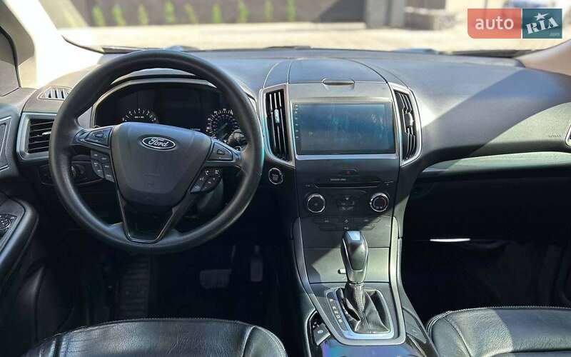 Позашляховик / Кросовер Ford Edge 2016 в Чернівцях