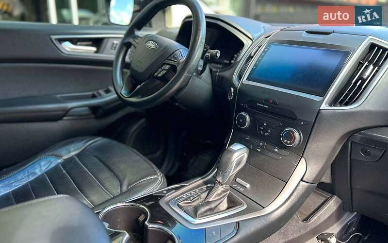 Позашляховик / Кросовер Ford Edge 2016 в Чернівцях