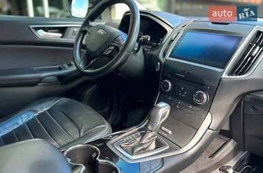 Внедорожник / Кроссовер Ford Edge 2016 в 