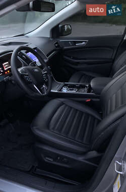 Внедорожник / Кроссовер Ford Edge 2020 в 