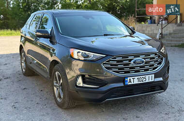 Внедорожник / Кроссовер Ford Edge 2019 в 