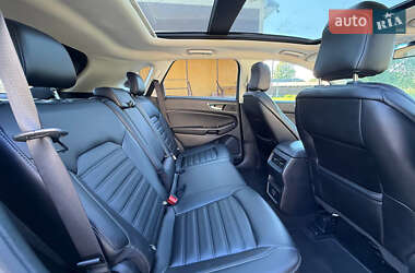 Внедорожник / Кроссовер Ford Edge 2019 в 