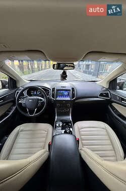Внедорожник / Кроссовер Ford Edge 2019 в 