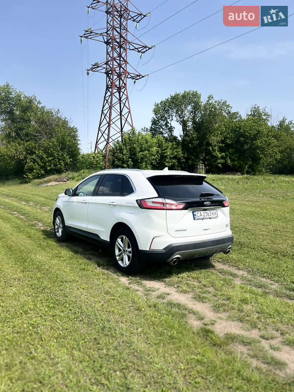 Позашляховик / Кросовер Ford Edge 2019 в Черкасах