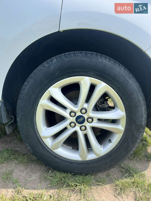 Позашляховик / Кросовер Ford Edge 2019 в Черкасах