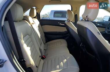 Внедорожник / Кроссовер Ford Edge 2015 в 