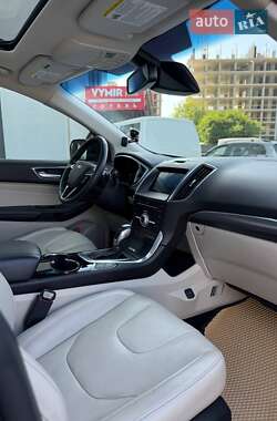 Внедорожник / Кроссовер Ford Edge 2018 в 
