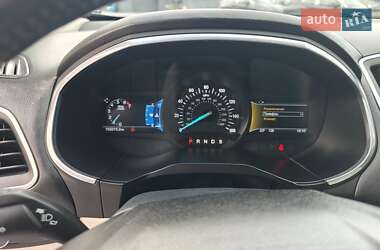Внедорожник / Кроссовер Ford Edge 2016 в 