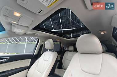 Внедорожник / Кроссовер Ford Edge 2016 в 
