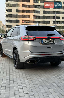 Внедорожник / Кроссовер Ford Edge 2015 в 