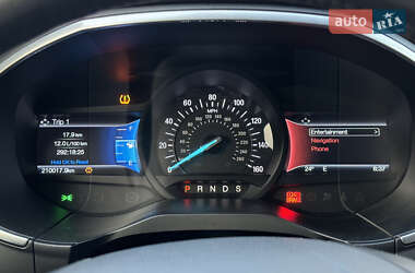 Внедорожник / Кроссовер Ford Edge 2015 в 