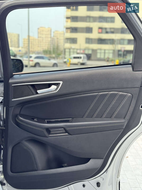Внедорожник / Кроссовер Ford Edge 2015 в Киеве