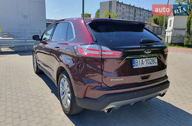 Внедорожник / Кроссовер Ford Edge 2018 в 