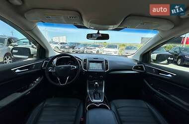 Позашляховик / Кросовер Ford Edge 2018 в 