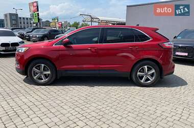 Позашляховик / Кросовер Ford Edge 2021 в 