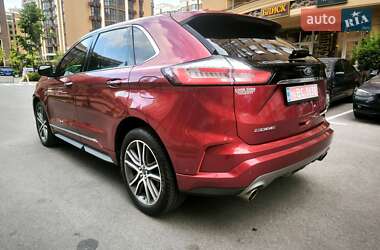 Внедорожник / Кроссовер Ford Edge 2019 в 