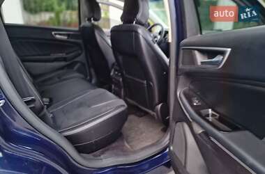 Внедорожник / Кроссовер Ford Edge 2016 в 