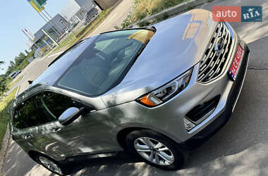 Внедорожник / Кроссовер Ford Edge 2020 в 