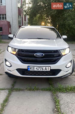 Внедорожник / Кроссовер Ford Edge 2017 в 
