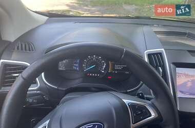 Внедорожник / Кроссовер Ford Edge 2020 в 