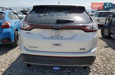 Позашляховик / Кросовер Ford Edge 2016 в 