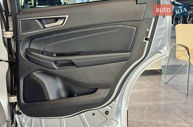 Позашляховик / Кросовер Ford Edge 2018 в 